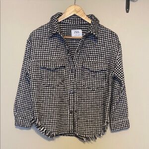 Zara Monochrome Houndstooth Shirt Jacket